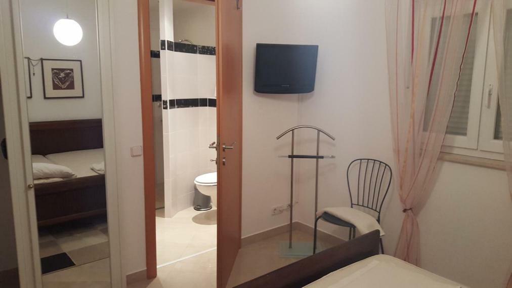 Apartment Annabela Banjol Buitenkant foto